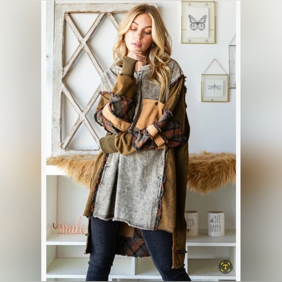 Oli & Hali Tops - Oli & Hali Patchwork Hoodie Tunic S/M NWOT Oversized Boho Mixed Media